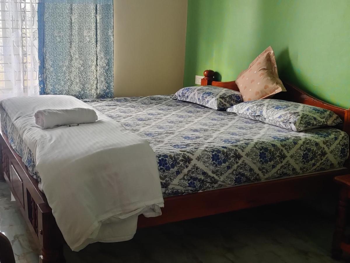 Akash Homestay Hampi Exterior photo