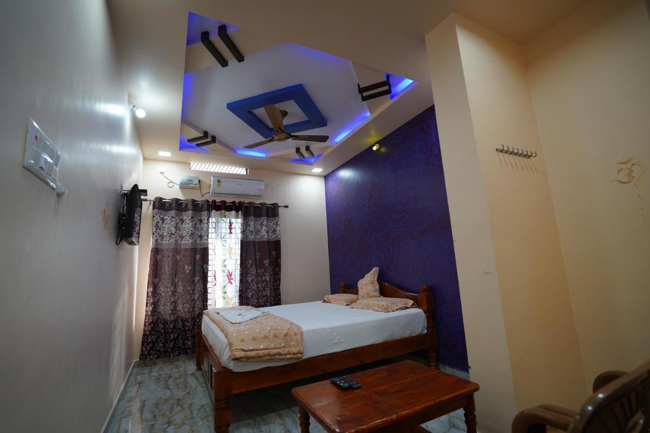 Akash Homestay Hampi Exterior photo